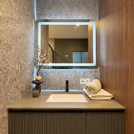 Cacatoès - Duplex Design Avec Parking Privé *